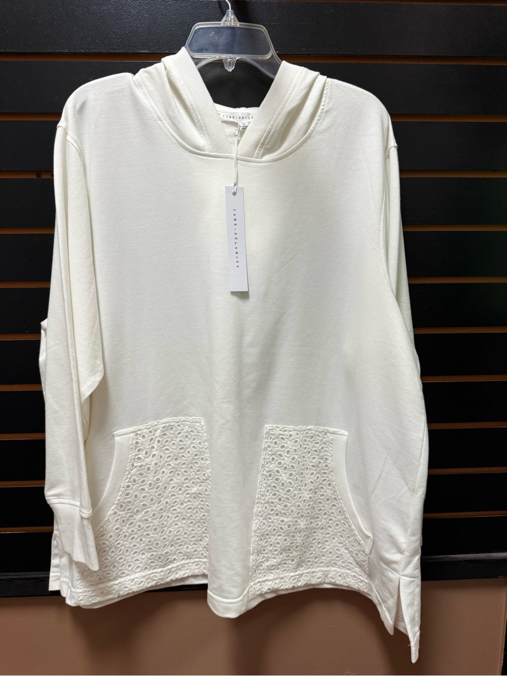 NWT Jane + Delancey 2X Ivory Eyelet Pocket Hoodie Pullover Plus Size